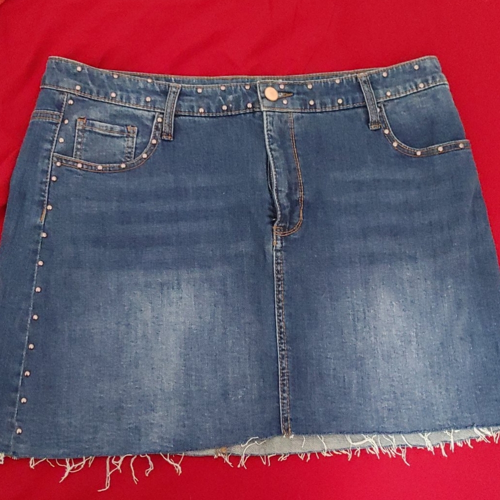 Jean studded skirt